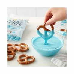 Tout neuf ✨ Candy Melts Bleu 340 g Wilton ✔️ -Magasin de vente Emile Henry candy melts bleu 340 g wilton 2