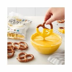 Sortie 💯 Candy Melts Jaune 340 g Wilton 🥰 -Magasin de vente Emile Henry candy melts jaune 340 g wilton 2